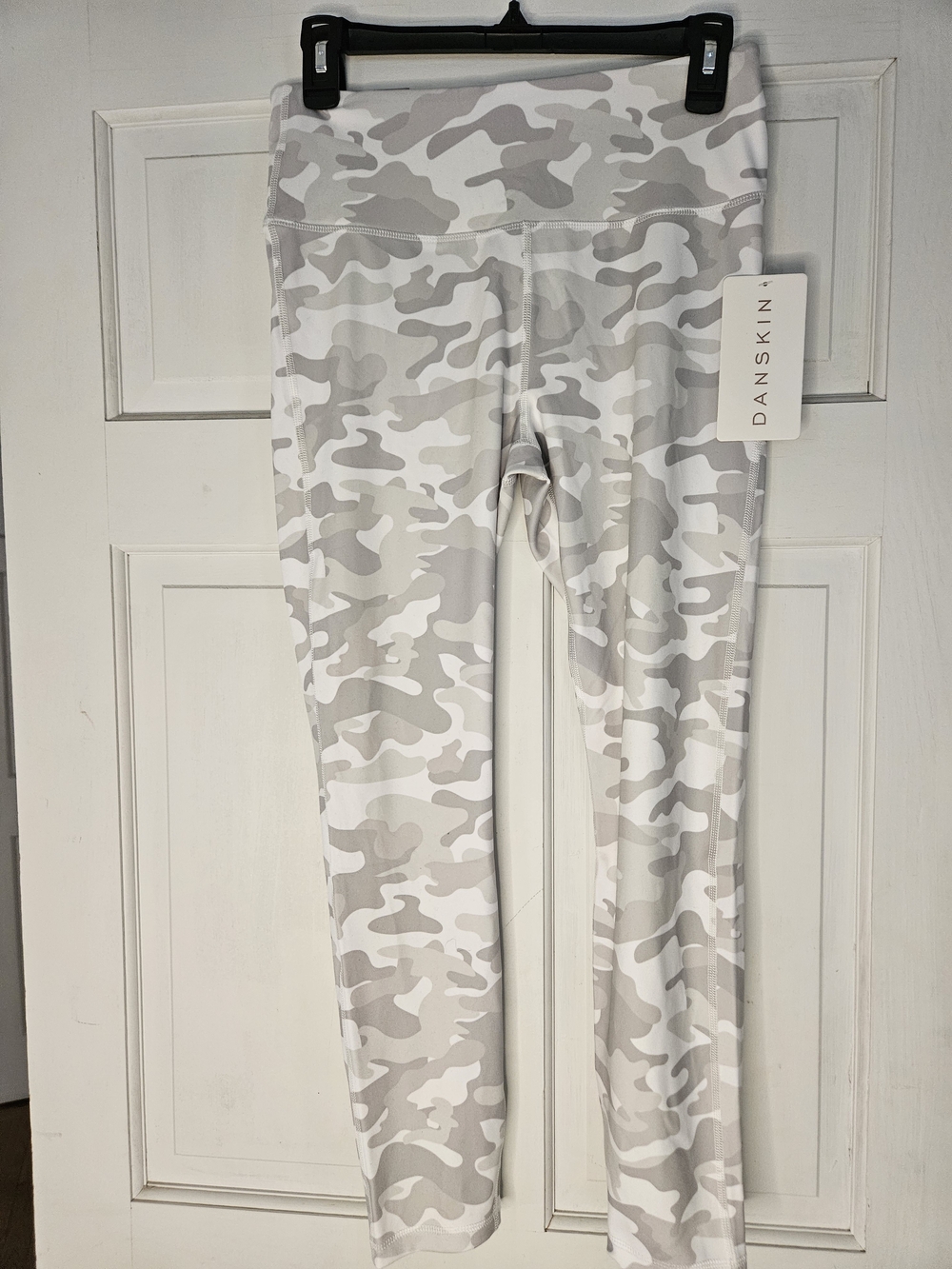 Danskin White and Light Gray Camo High-Rise Leggings#268